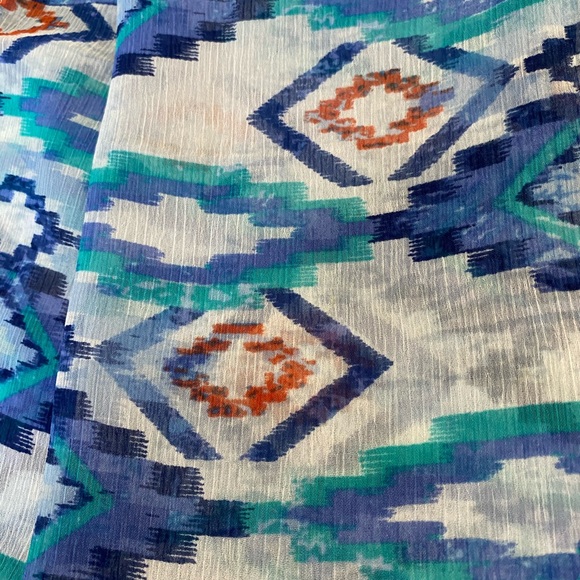 Beautiful chiffon rectangle scarf - Picture 2 of 4